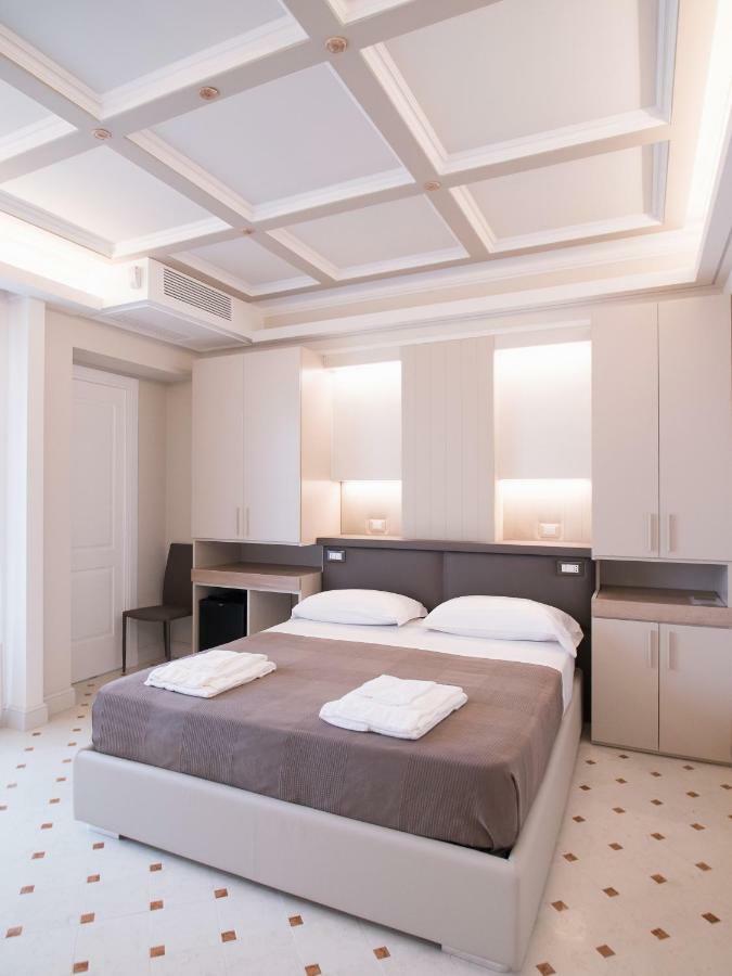 Opera Arte Rooms Porto Recanati Exteriör bild